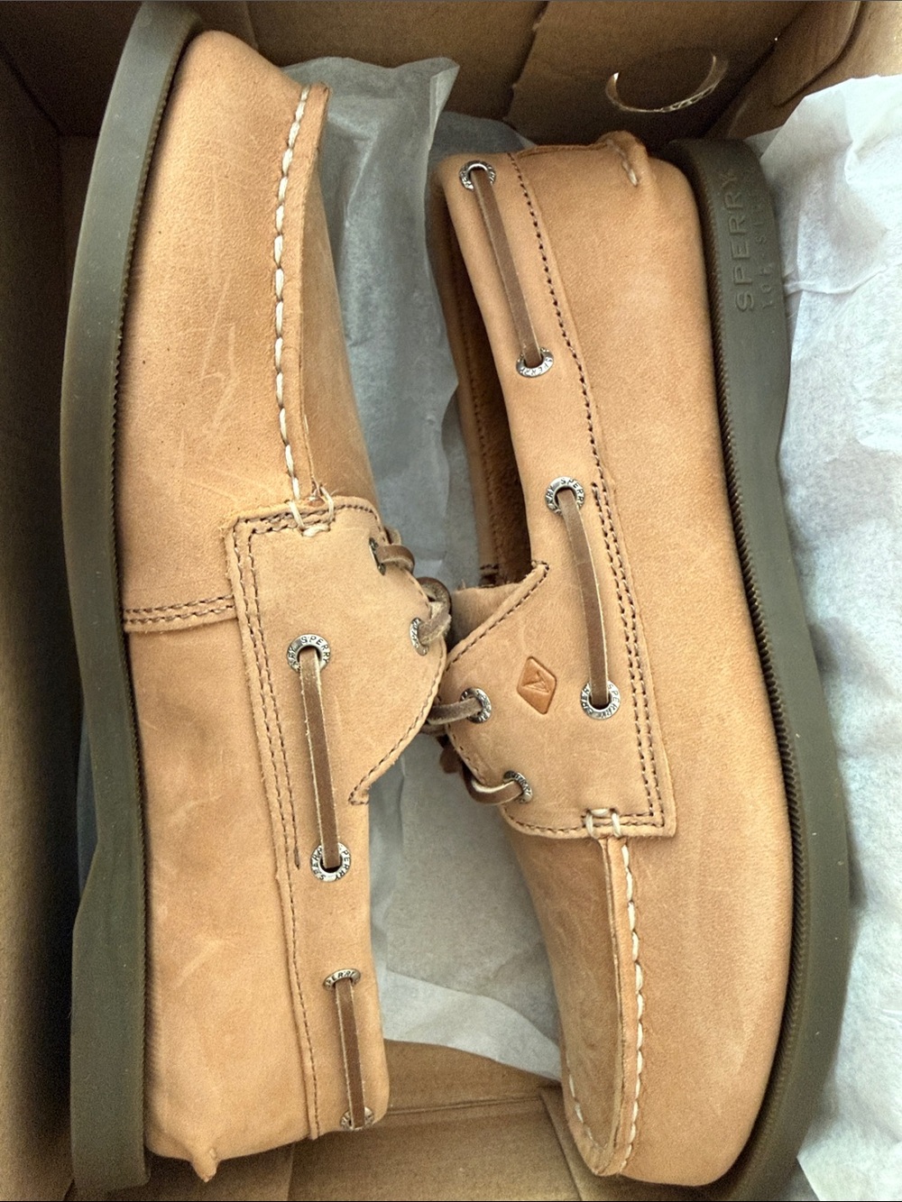 NEW Sperry Authentic Original A/O Sahara Leather Boat Shoes Boys 4.5 M w/ Box